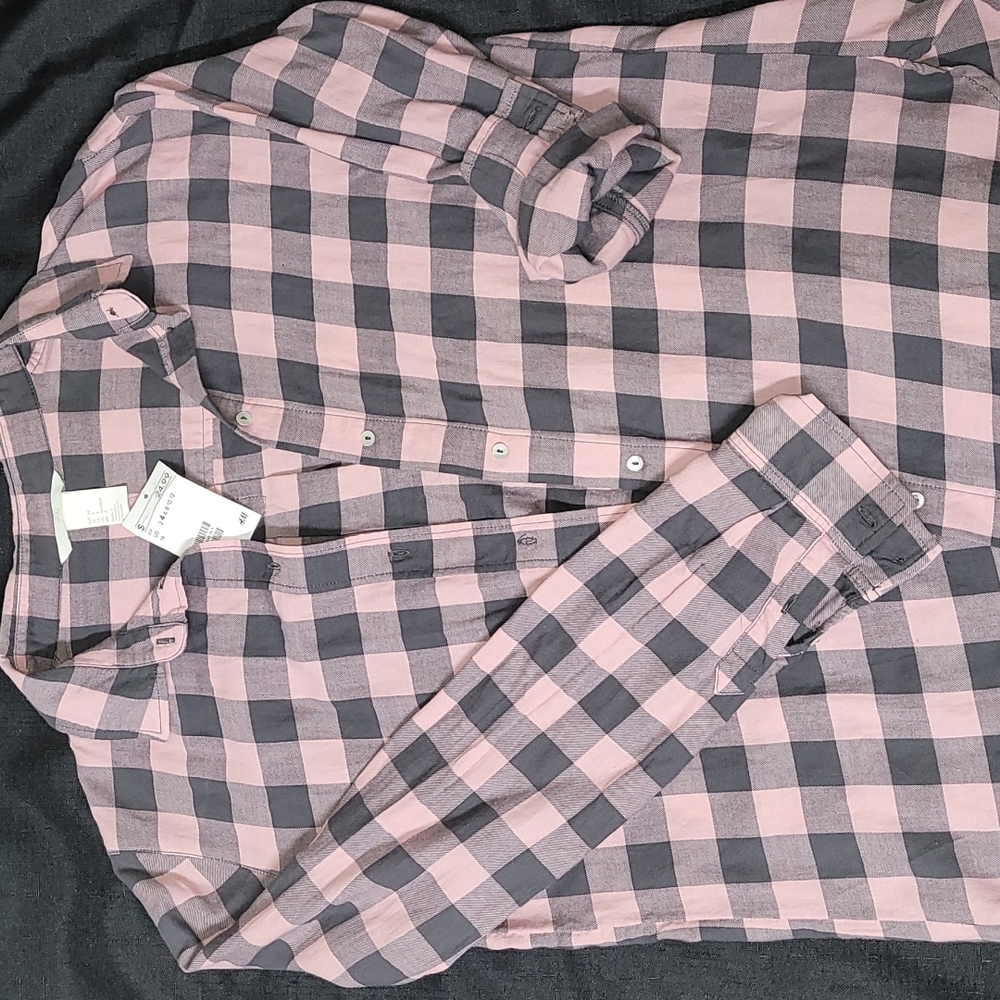 H&M plaid button up shirt